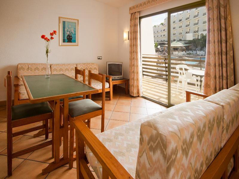 Palmanova Suites By Trh (Adults Only) Magaluf  Zewnętrze zdjęcie